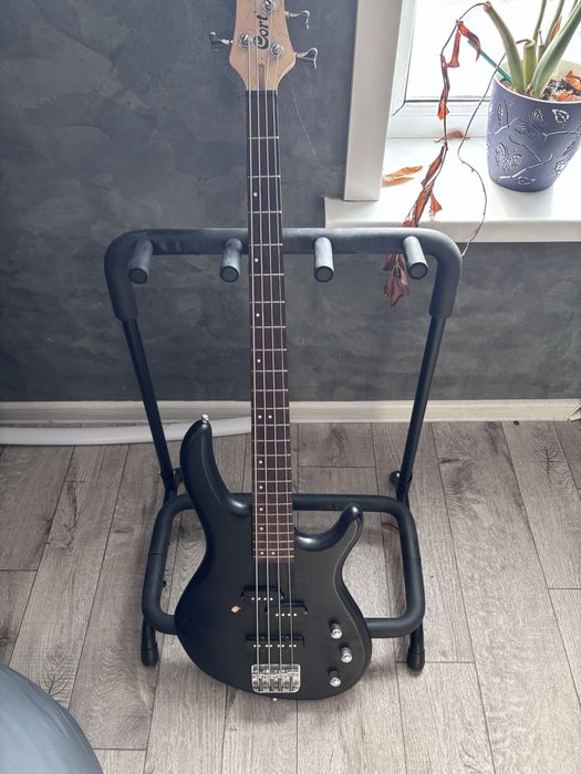 Бас Гитара Cort