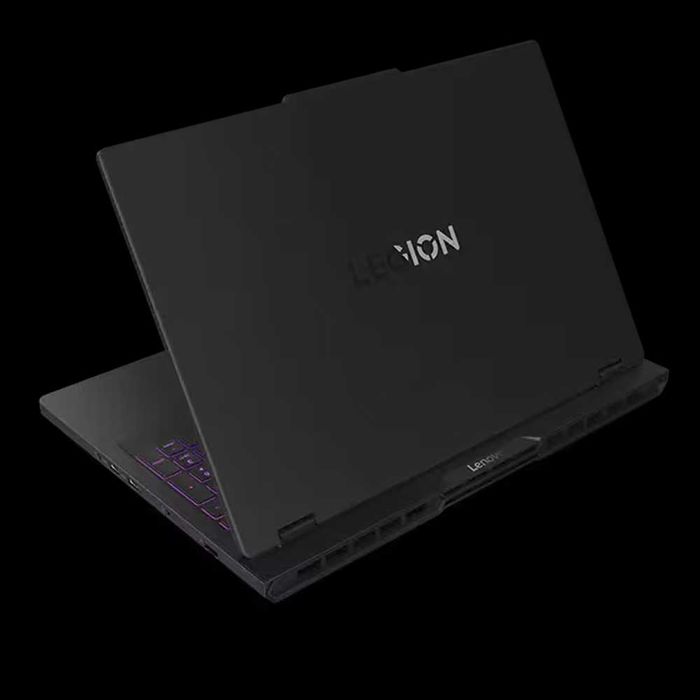 Lenovo Legion 5 15.1" 2.5K OLED 165Hz  i7-14 16GB 1TB SSD 8GB RTX5050