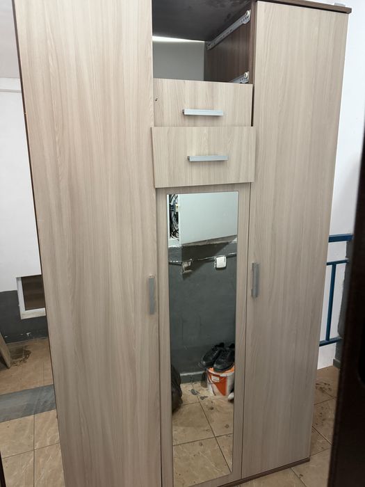 Шкаф для прехож срочноооо