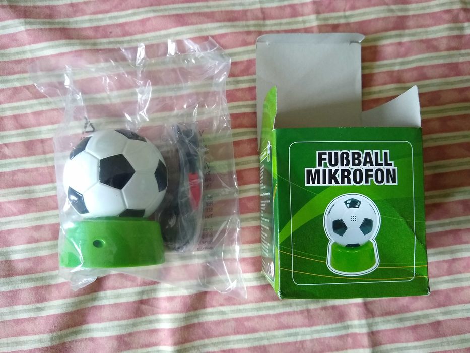Футболен микрофон
