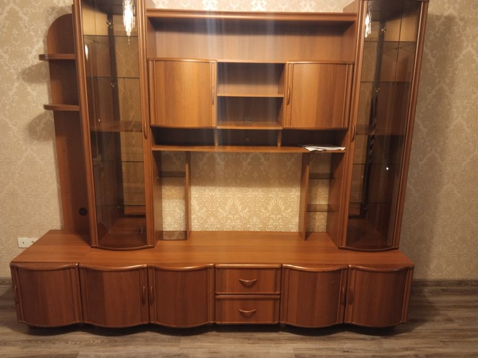 Продам шкаф стенку