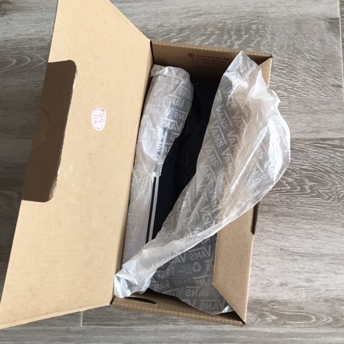 Tenisi Vans Camden 36,5