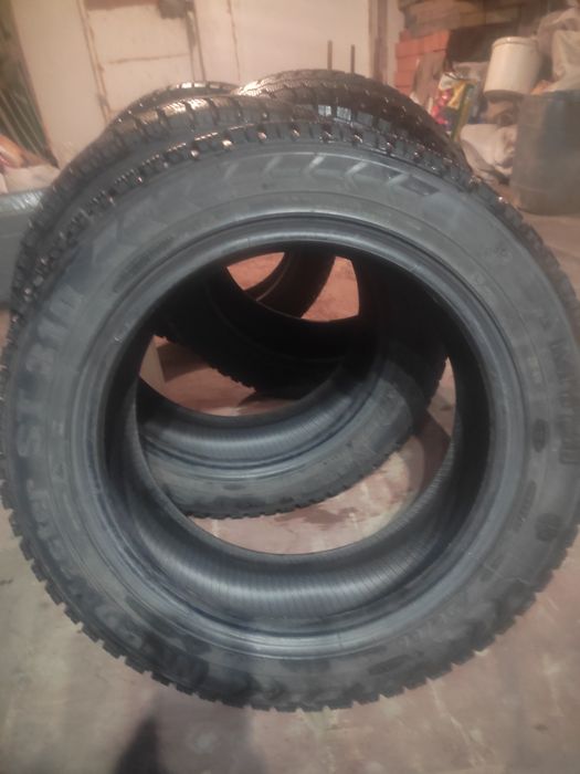 Продам бу шины  R16