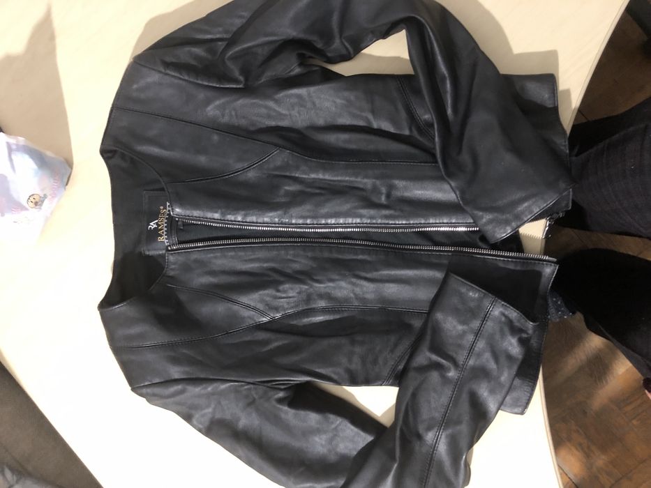 Куртка коженная