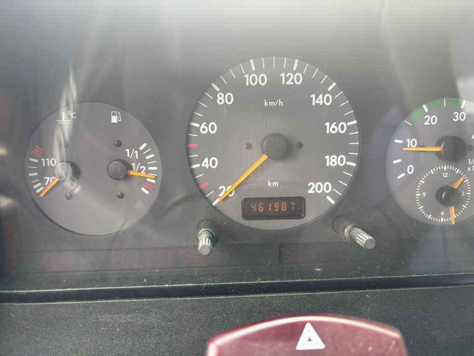 Vând duba Autoutilitara VW LT 35 TDI -2001  2461cc