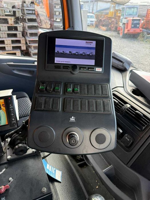 Autoutiliară Măturătoare Mercedes Faun Viajet AK 461 R