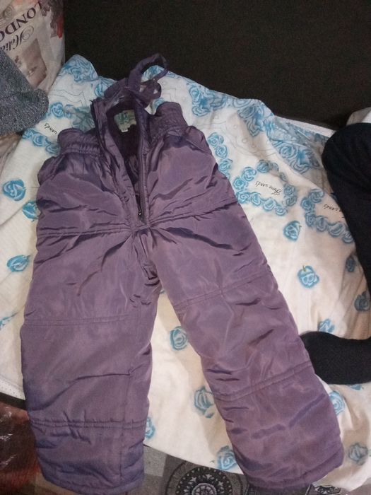 Продам костюмчик розовый