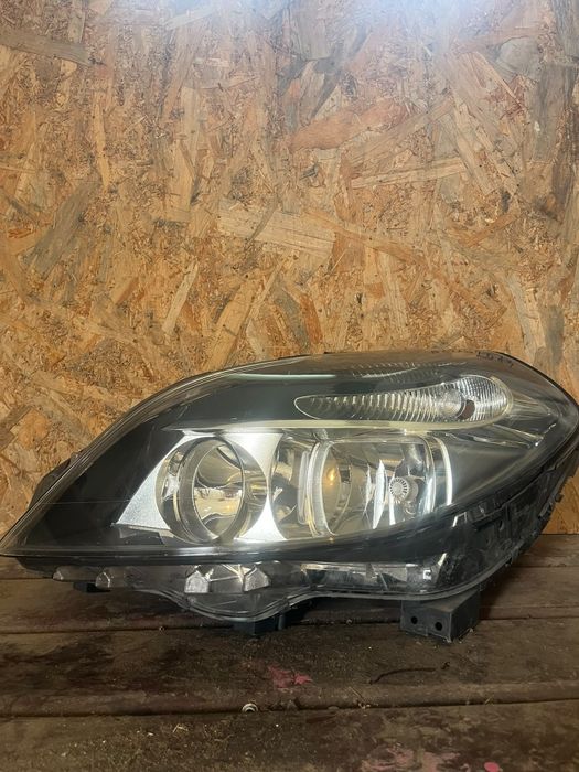 Far stânga Mercedes B-Class W246 2014 original AL A2468200161