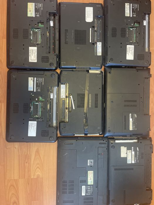 Laptopuri de piese lot