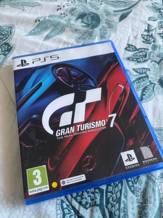 Чисто нова игра за ps 5