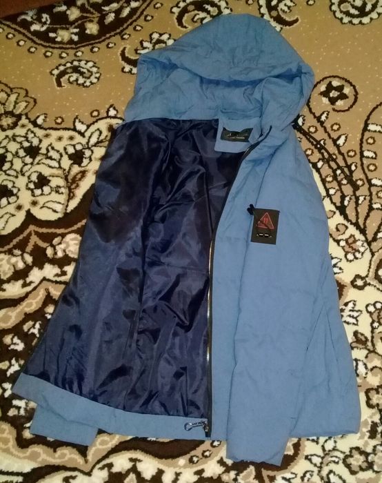 Продам куртку  .