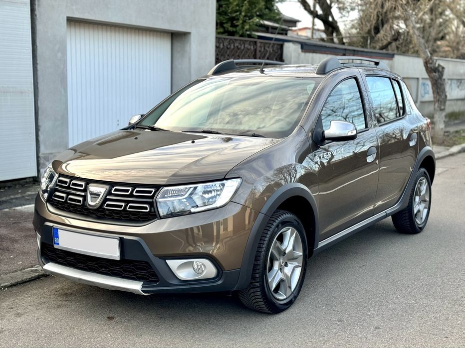 Dacia Sandero Stepway 2019 - 0.9 Turbo 90 CP - 51.000KM - Cutie Automată - Climatronic - Cameră Marșarier - Senzori Parcare.