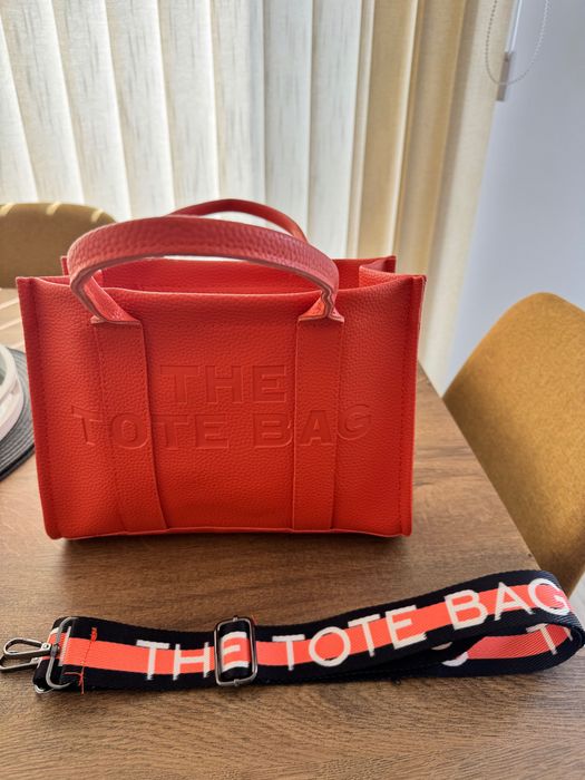 Дамска чанта THE TOTE BAG