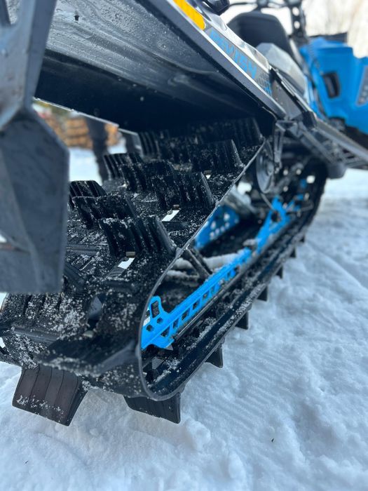 Snowmobil Ski-Doo 850 E-tec Summit X 2019