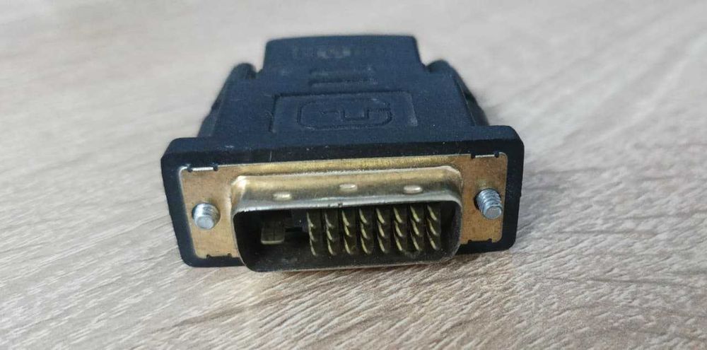 Продается переходник DVI(m) 24+1 - HDMI(f)
