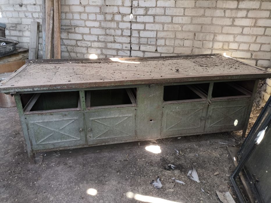 Стол столярный железный