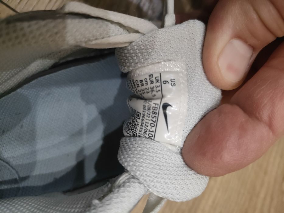 Продавам Nike air max 90