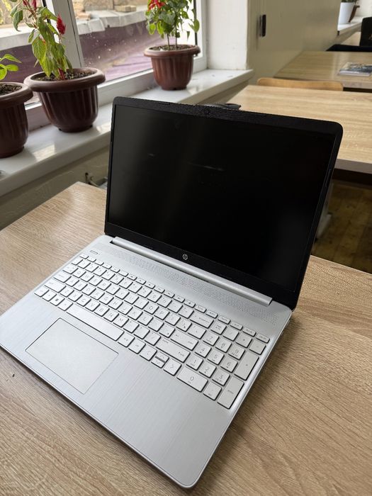 Продаётся ноутбук HP core i3