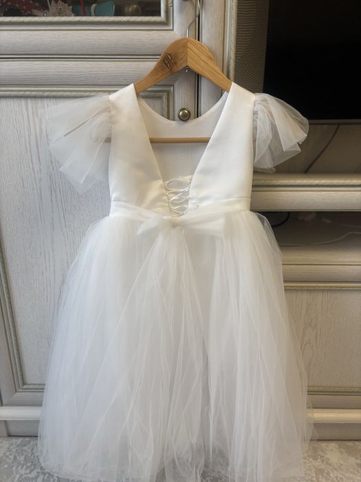 Продам платье на рост 116