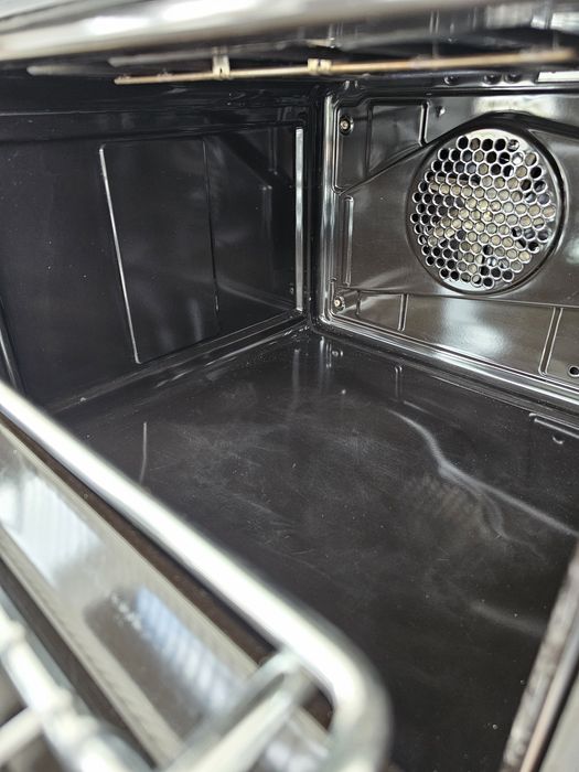 Фурна за вграждане с плот BOSCH