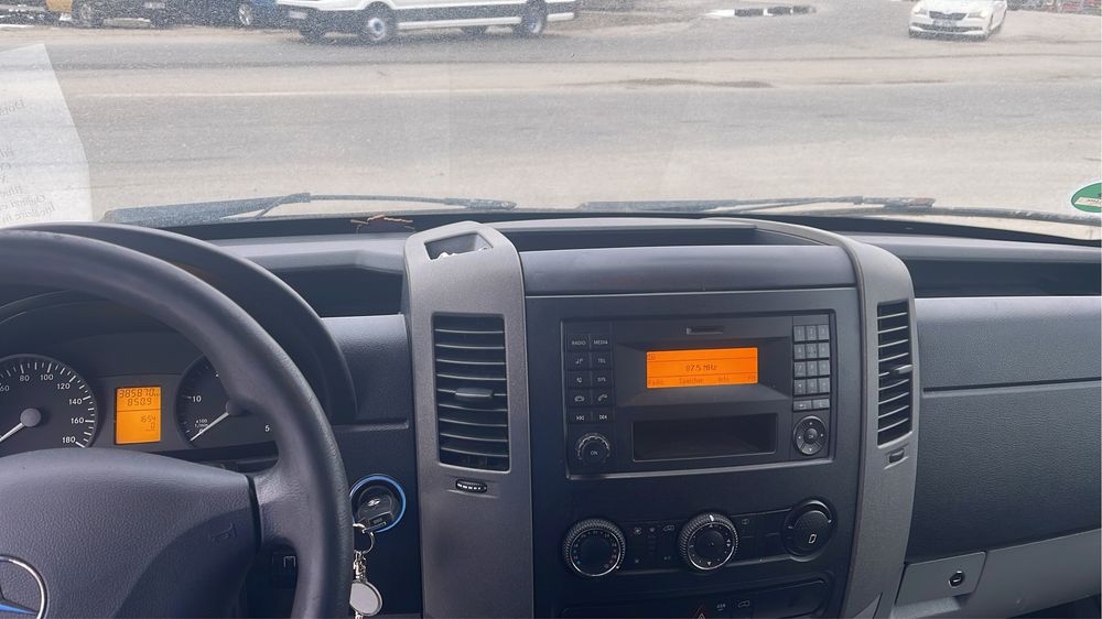 Vand sau schimb masina mica