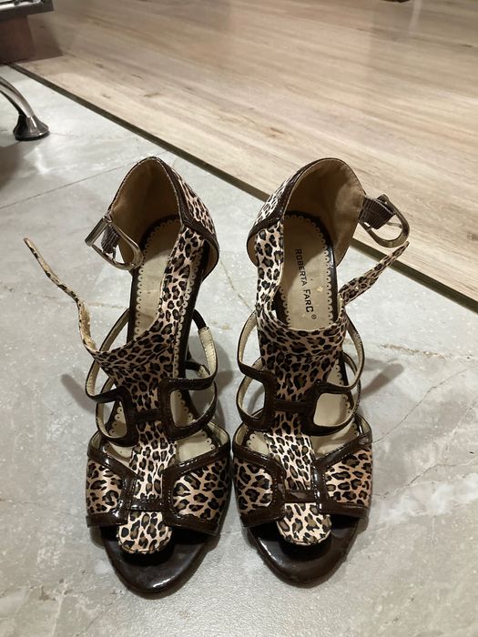 Туфли на шпильке 37 размер