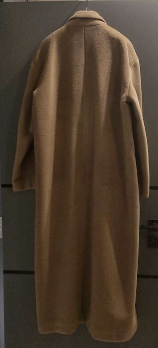 Ново дизайнерско италианско палто
