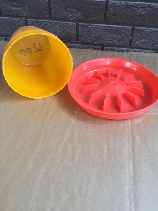 Бункерные кормушки 3 кг