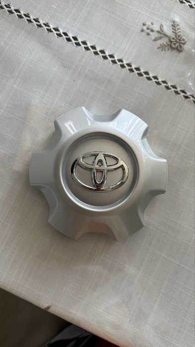 Колпак на toyota land cruser