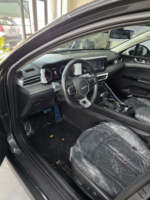 Kia k 5 LYUKLI kraska top toza