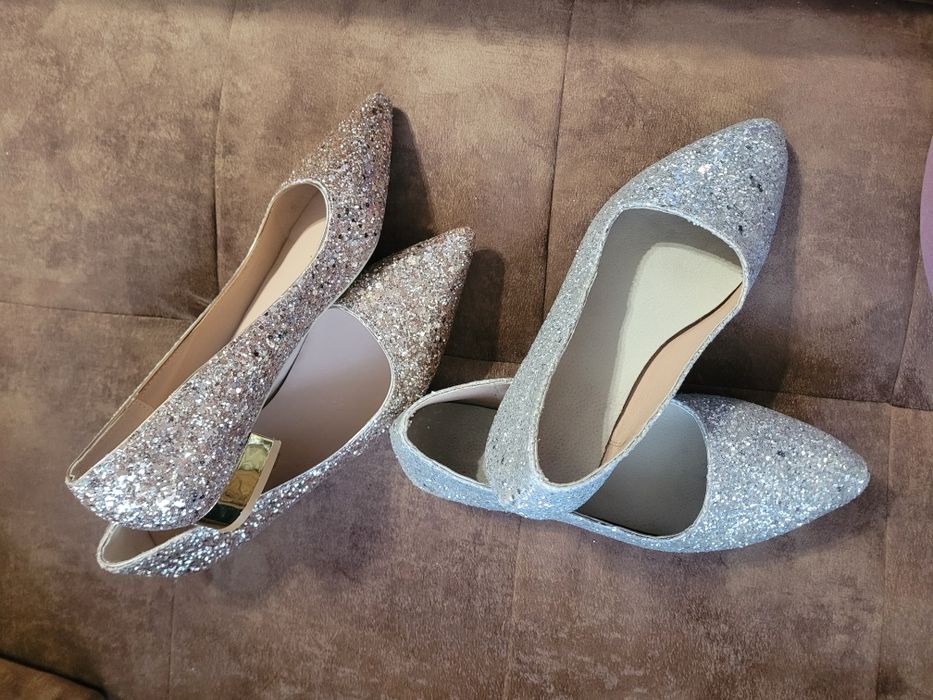 Дамски обувки тип пантофки.