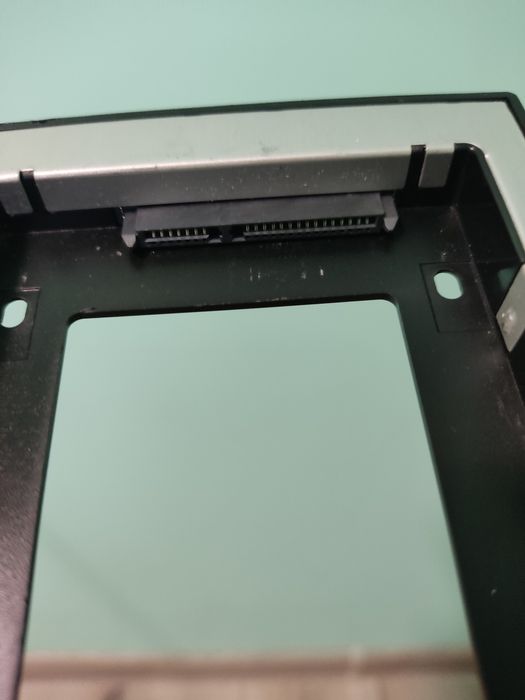 Кутия за хард диск за лаптоп Toshiba