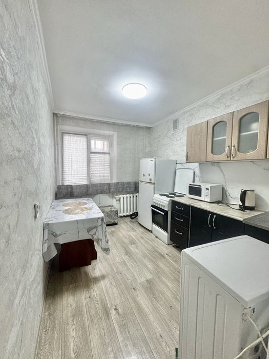 Сдам посуточно 2-ком квартиру Ауэзова 4/1