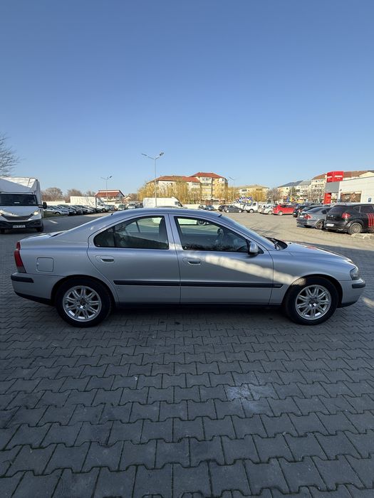 Volvo s60 2.4 163 cp
