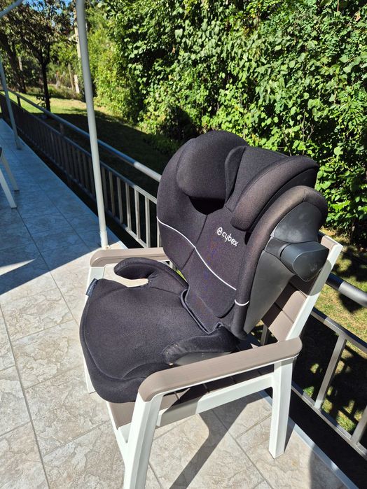 Детско столче за кола Cybex Solution (15-36 кг) с ISOFIX – прилично състояние