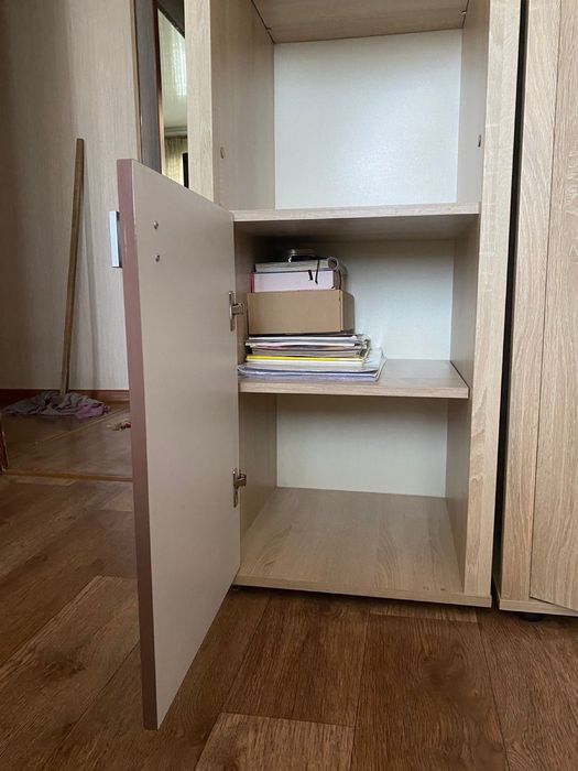 Продаются шкаф вместе с шкаф-пеналом