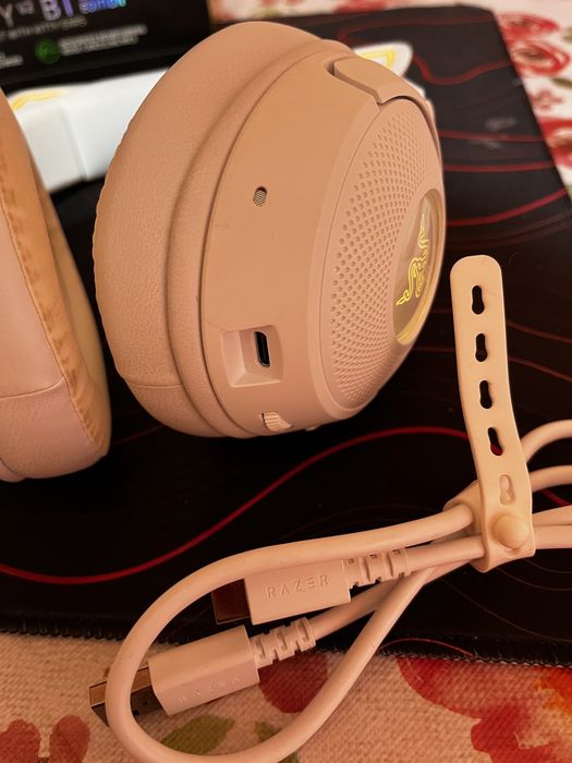 Razer Kraken Kitty V2 BT – White