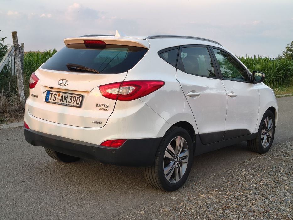 Vand schimb Hyundai IX35 2.0 crdi 4*4  2015 184 cai Euro 5