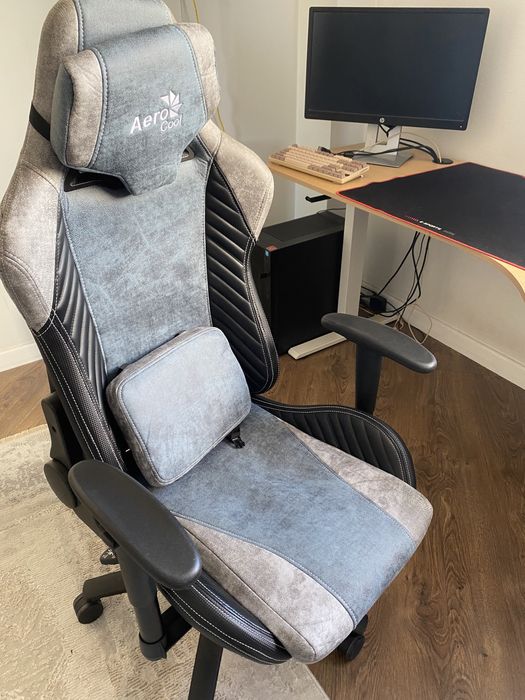 Компьютерное кресло AeroCool Baron