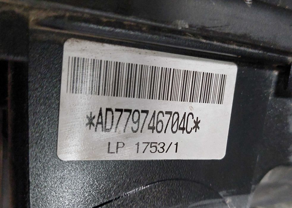 Carcasa filtru aer BMW E60 E61 E63 E81 E82 E87 E88 E90 E91 E92 E93 E84