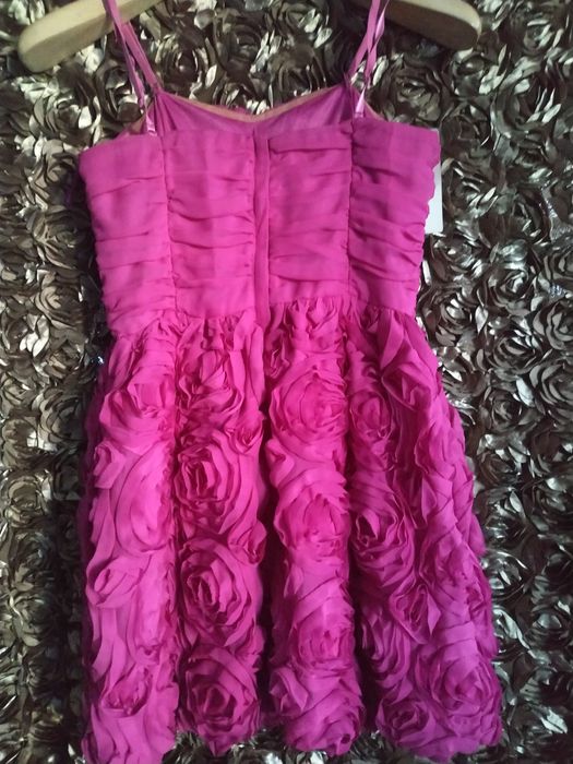 Платья нарядные на выпускной