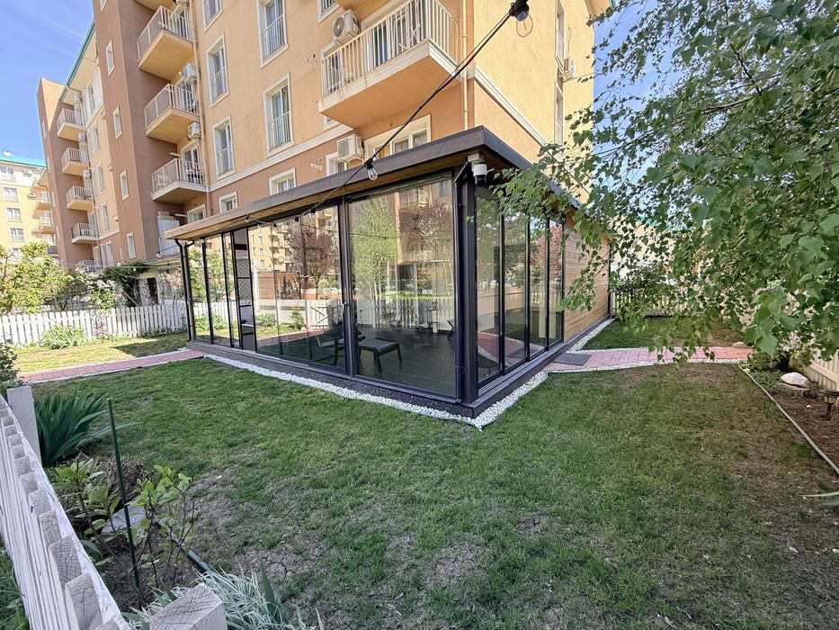 2 camere cu gradina si pergola COSMOPOLIS