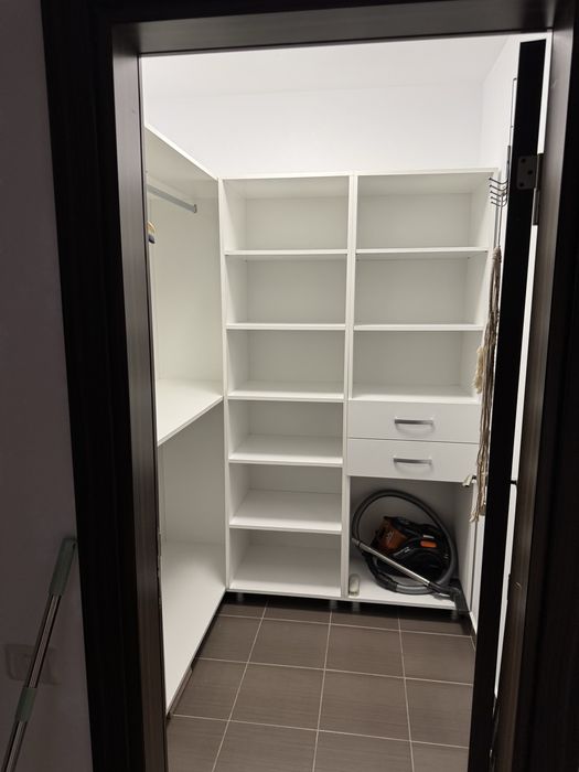 Inchiriez apartament 2 camere