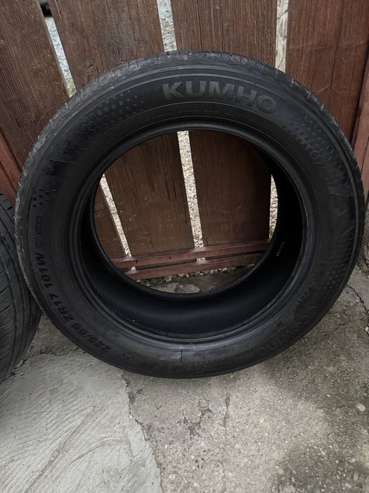 Anvelope vara 225/55/17