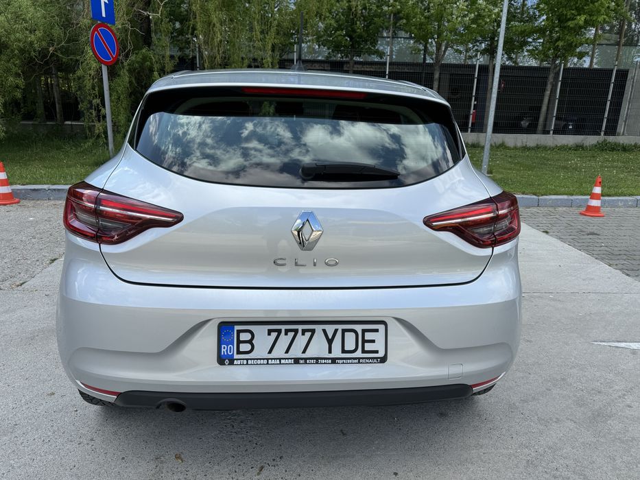 Renault clio an fab 2022 motor 1.0 benzina 100 cp.tva deductibil
