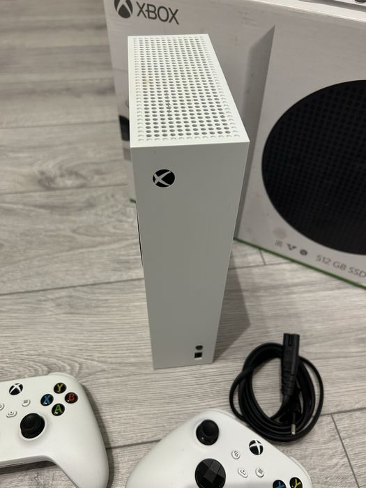 Xbox Series S 512SSD+2 controllere