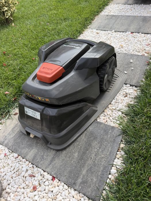 Robot de tuns gazon Husqvarna auto mower 150