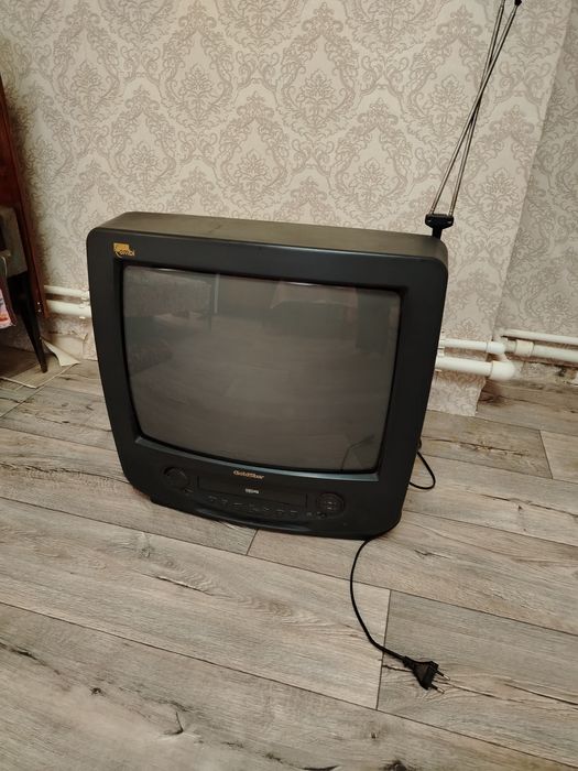 Продам телевизор