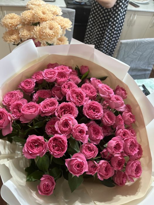 цветы кустовые розовые