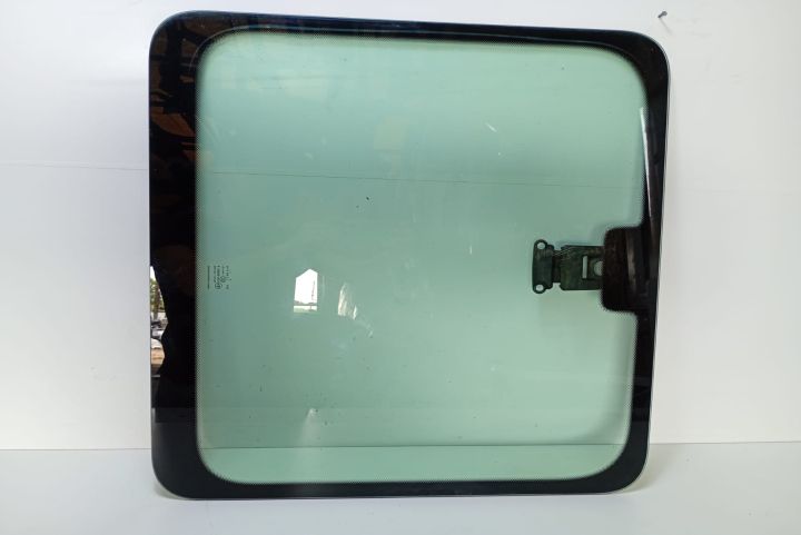 Geam  lateral Mercedes-Benz Sprinter a 2-a generatie 906 seria